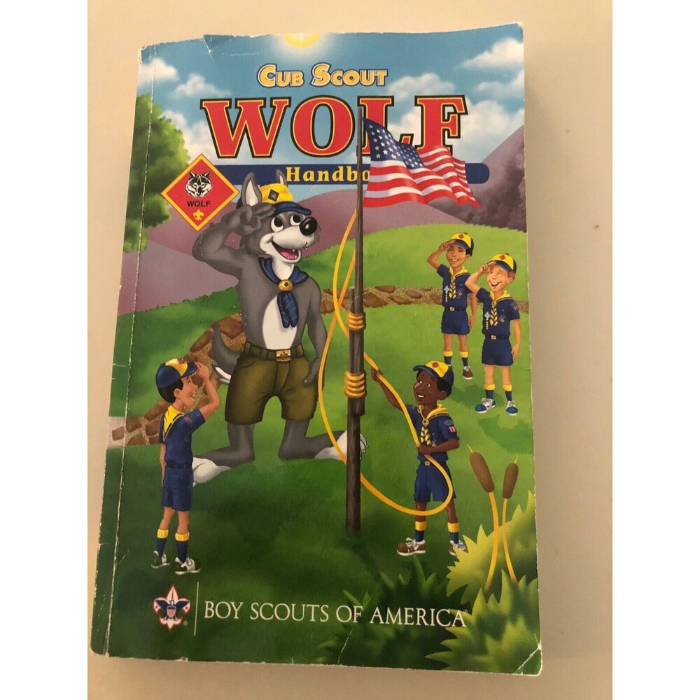 Cub Scout WOLF Handbook Book Boy Scouts-BSA 2011 Printing